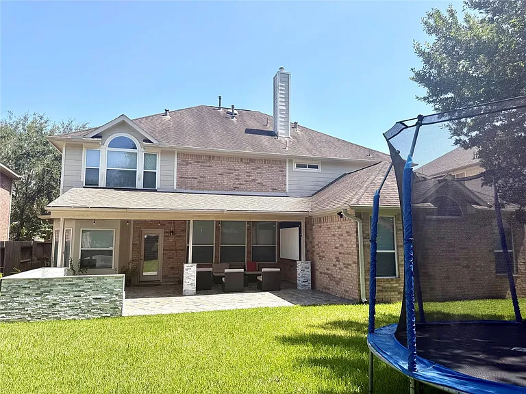6839 Emerson — Photo 36