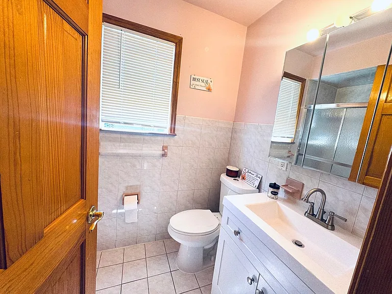 162 W 53rd St #2 — Photo 5