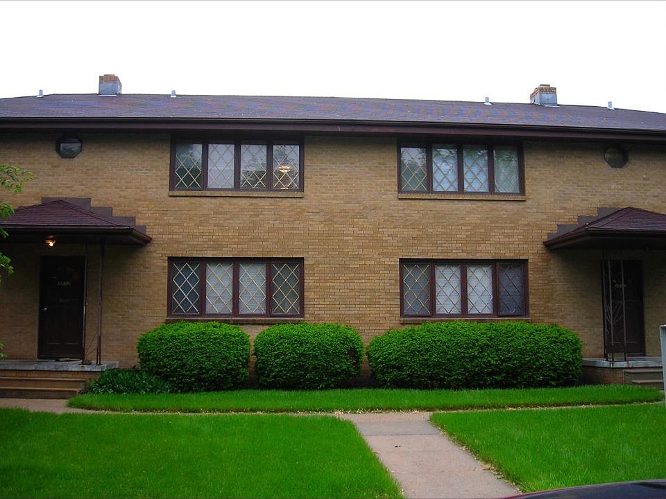1st image of 3512 S 82nd St APT 4