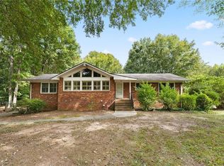4741 Pine Hall Rd, Walkertown, NC 27051