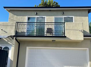 18950 Saticoy St, Reseda, CA 91335