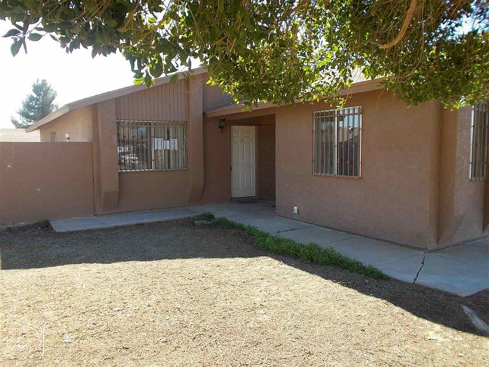 2nd image of 4669 W 18th St
