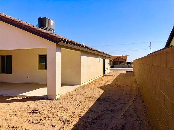 5th image of 3438 E Hernandez St