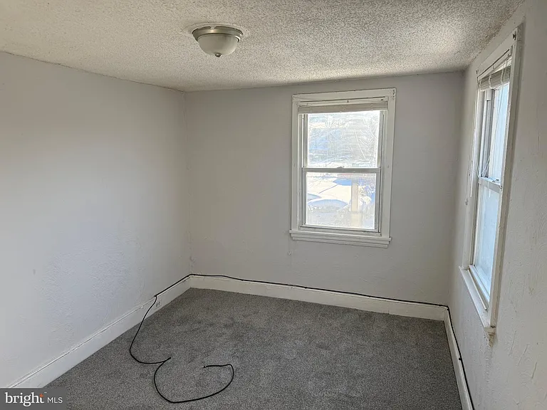 151 2nd St #2 — Photo 17