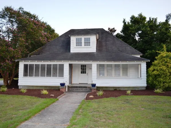 413 Center St, Nashville, NC 27856