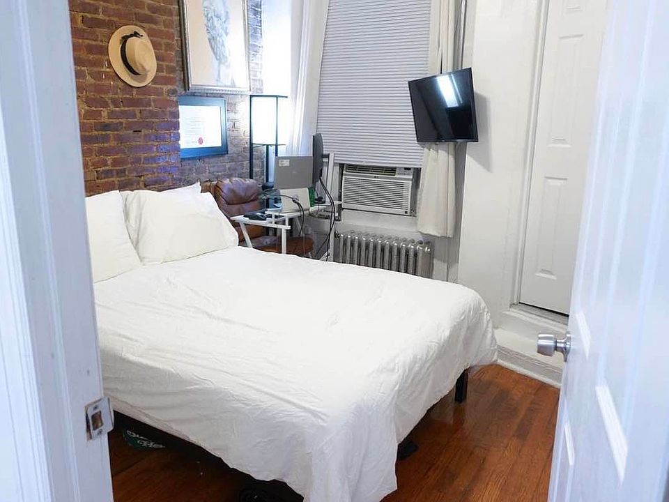 1st image of 309 E 69th St #3F