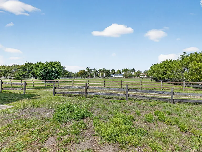10157 La Reina Rd — Photo 58
