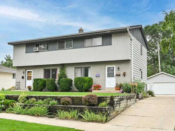 6262 South Robert AVENUE #6264, Cudahy, WI 53110