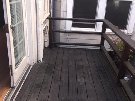 5th image of 1549 Vallejo St #B