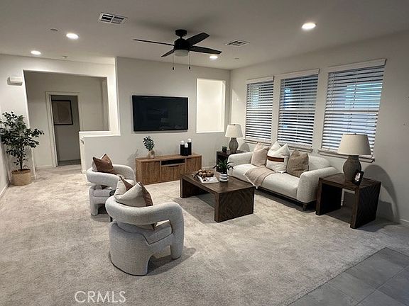 4th image of 9463 Retreat Pl