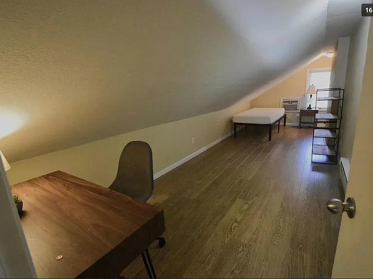 2475 Indianola Ave — Photo 16