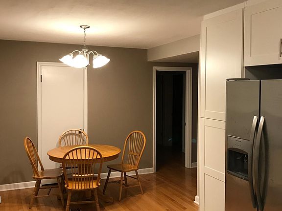 2nd image of 301 E Chateau Pl