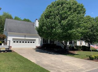 899 Ray Crawford Dr, Winterville, NC 28590