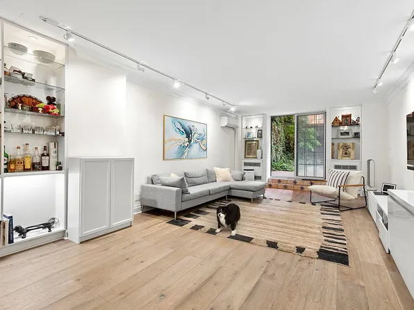 440 E 57th St #1G, Manhattan, NY 10022
