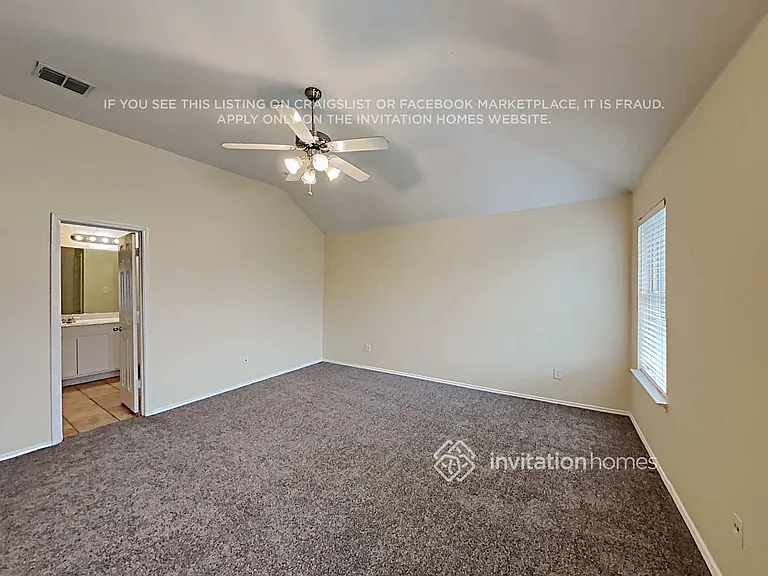 1120 Melrose Dr — Photo 15