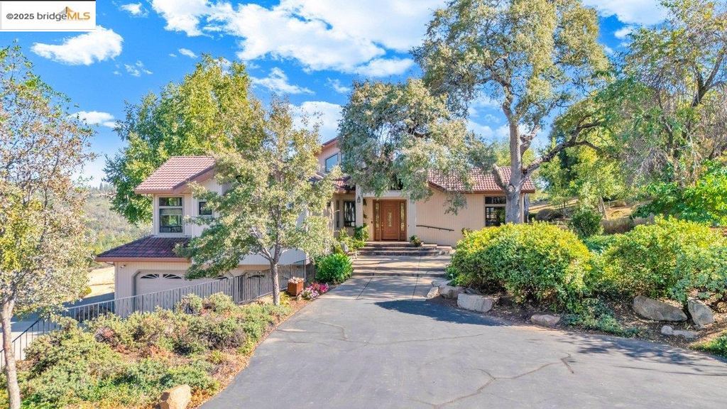 13700 Clements Road 5