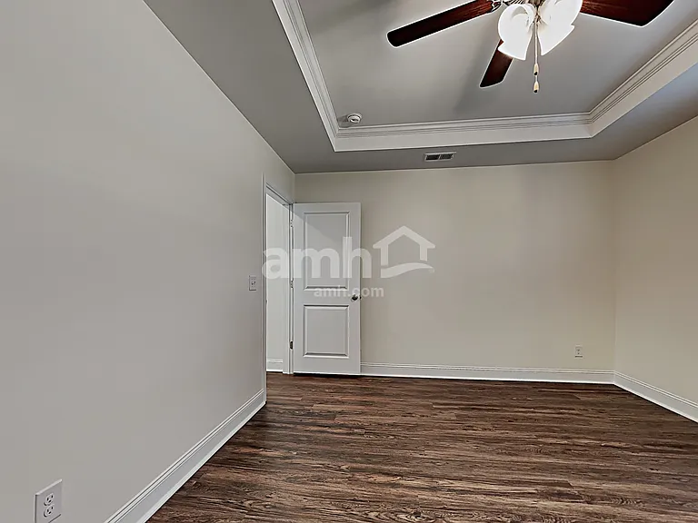 307 Bering Ln — Photo 9