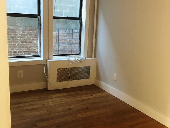 3rd image of 322 E 117th St APT 10