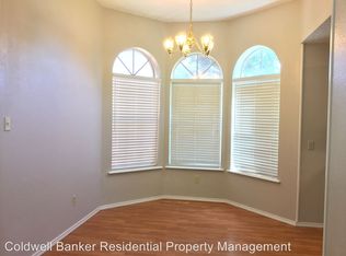 212 Genoa Ave, Lubbock, TX 79416