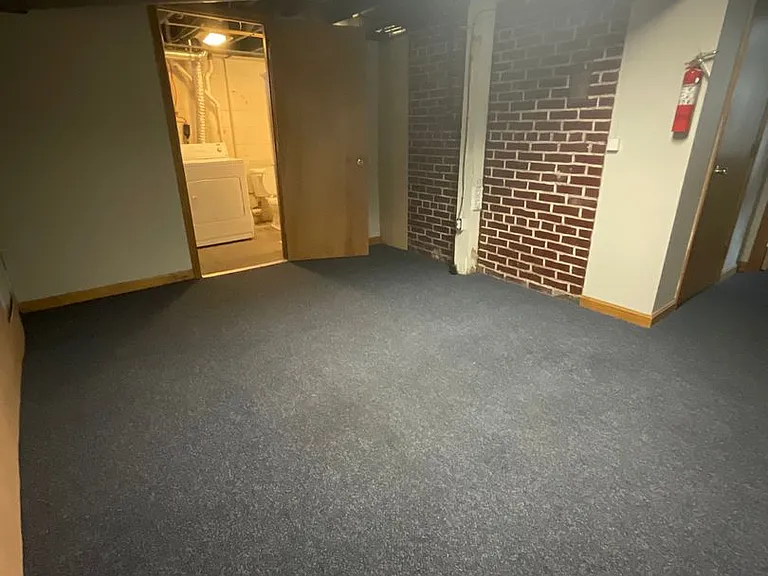 1217 N College Ave — Photo 17