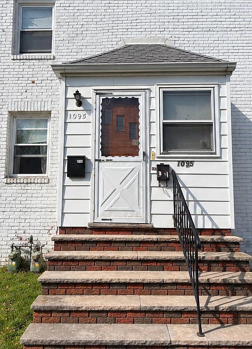 1st image of 1095 Rahway Ave