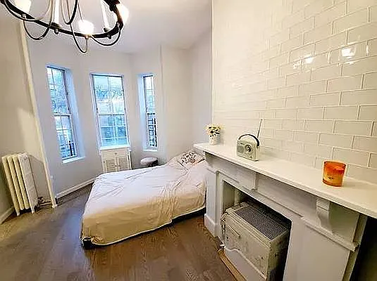 Rented by Brooklyn Property Group LLC | media 24