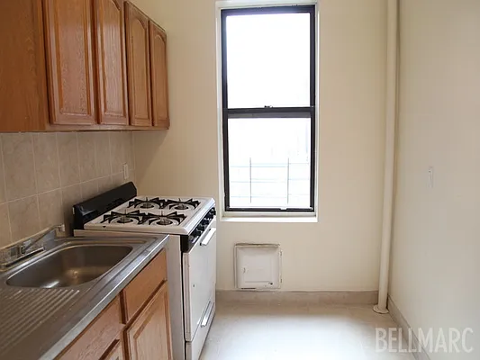 Rented by Bellmarc Realty | media 5