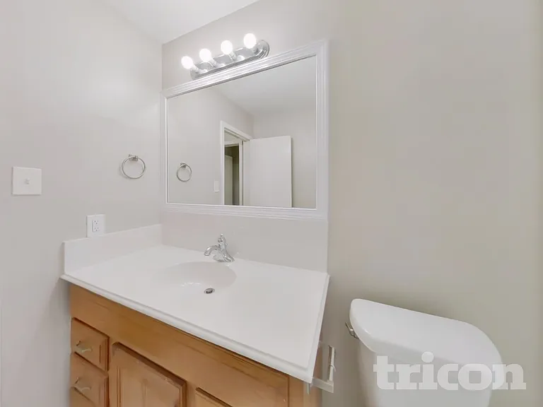 14831 Waterside Dr — Photo 15