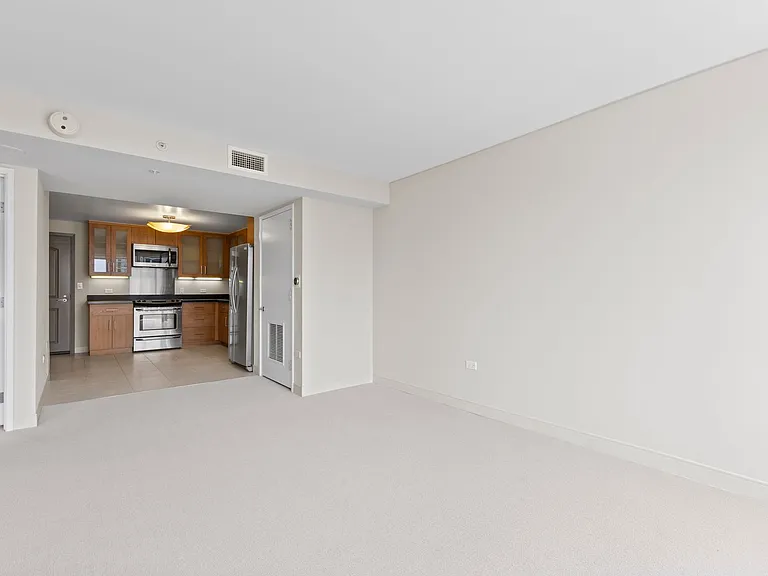 1009 Kapiolani Blvd #3804 — Photo 5
