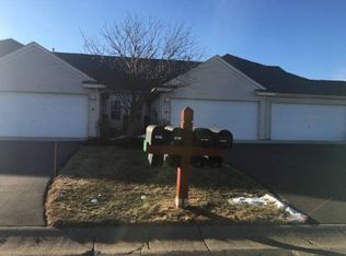 9793 Zinnia Ln N, Maple Grove, MN 55369