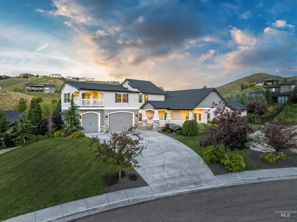 2177 W Winter Camp Dr, Boise, ID 83703
