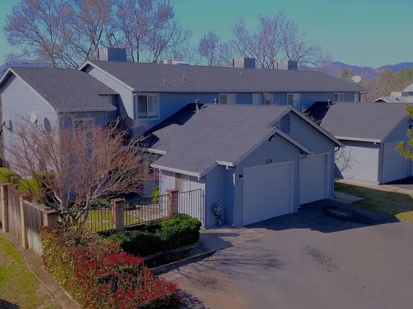 526 Kenbrook Ct, Redding, CA 96003