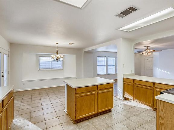 5th image of 12933 Dionysus Dr