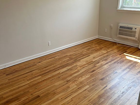 5th image of 6644 71st St Floor 2
