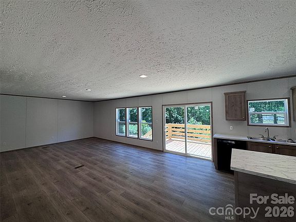 2nd image of 218 Diana Rd