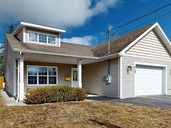2nd image of 318 Victoria Rd