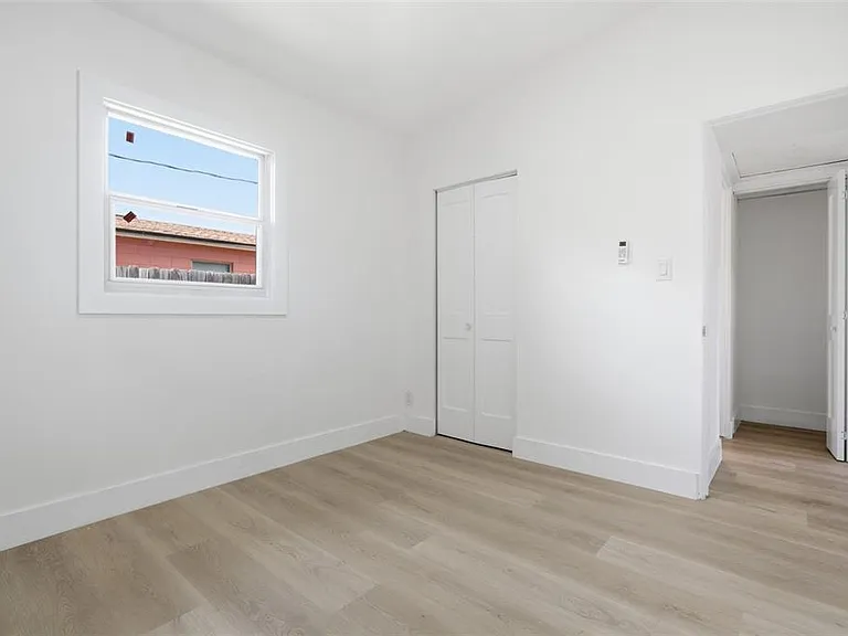 2547 14th Ave S — Photo 12