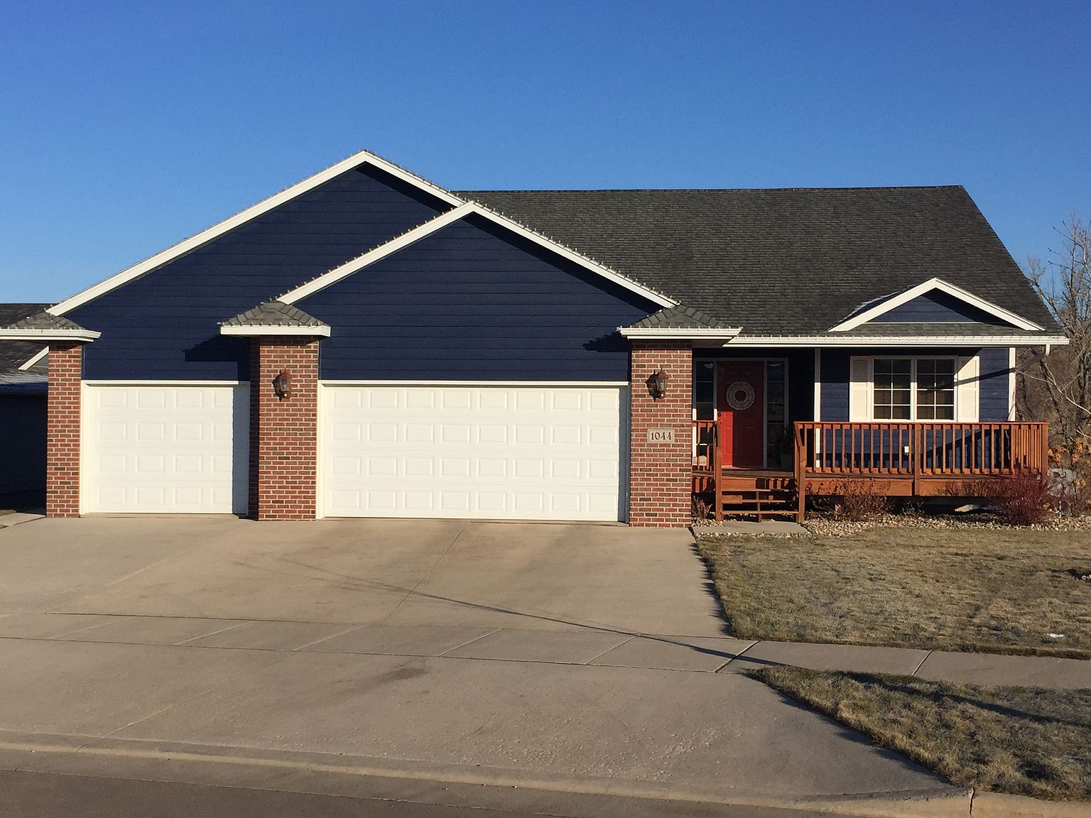 1044 N Archer Dr, Sioux Falls, SD 57103 Zillow