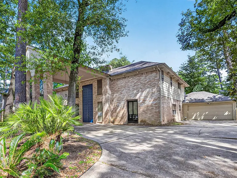 8103 Oak Moss Dr — Photo 2