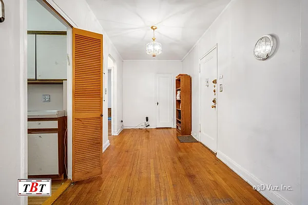 Sold by Behfar Team LLC | media 28