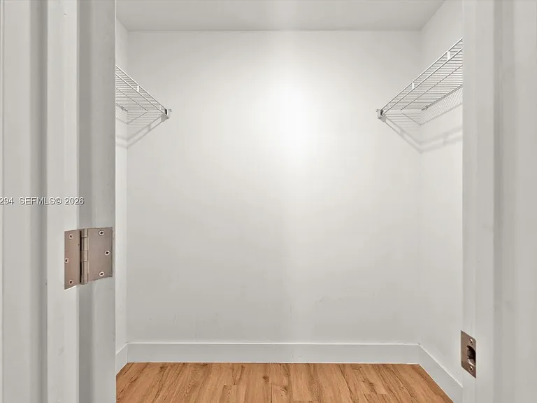 808 SW 29th St — Photo 13