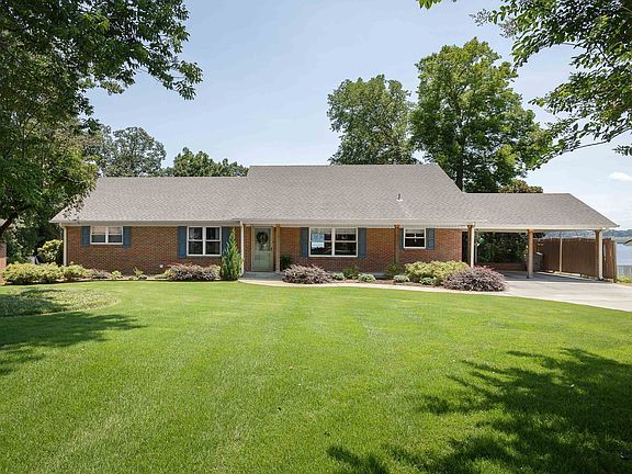 2nd image of 283 Beech Hollow Rd