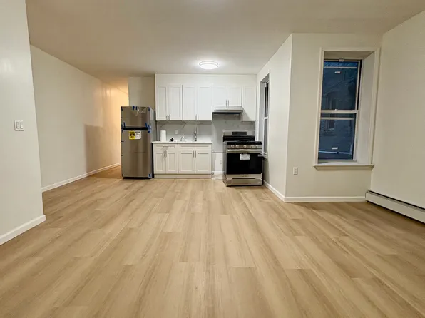 735 46th Street image 1 of 8