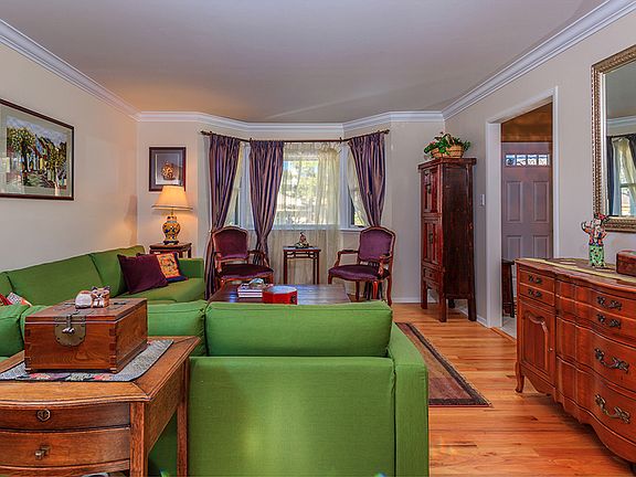 3rd image of 3662 E Briarwood Ave