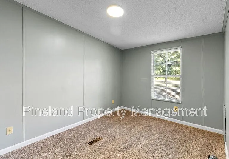 4216 Riverpoint Dr — Photo 29
