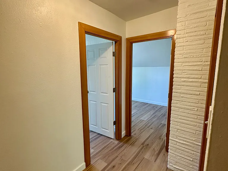 926 NE Davis St — Photo 10