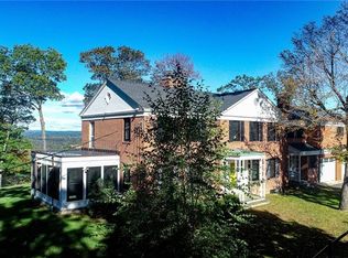 31 Diamond Glen Rd, Farmington, CT 06032