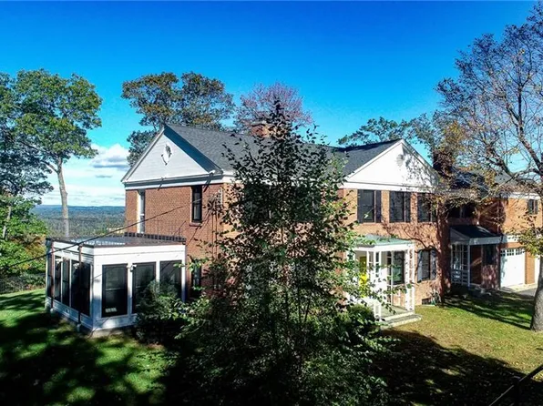 31 Diamond Glen Road, Farmington, CT 06032