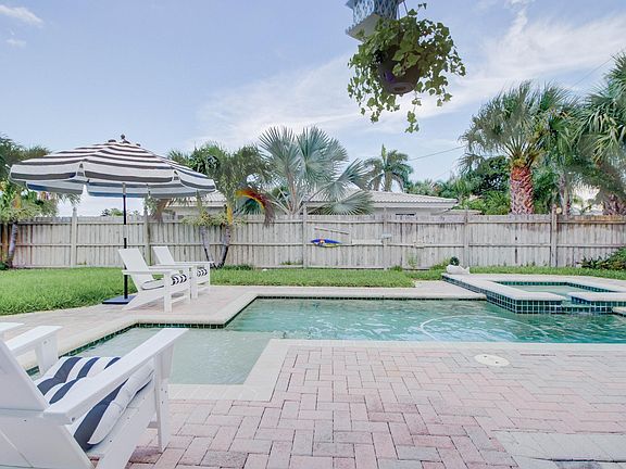 2nd image of 2102 Bayshore Dr