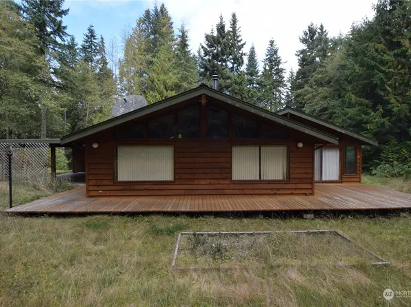 688 Gellor Road, Port Angeles, WA 98362